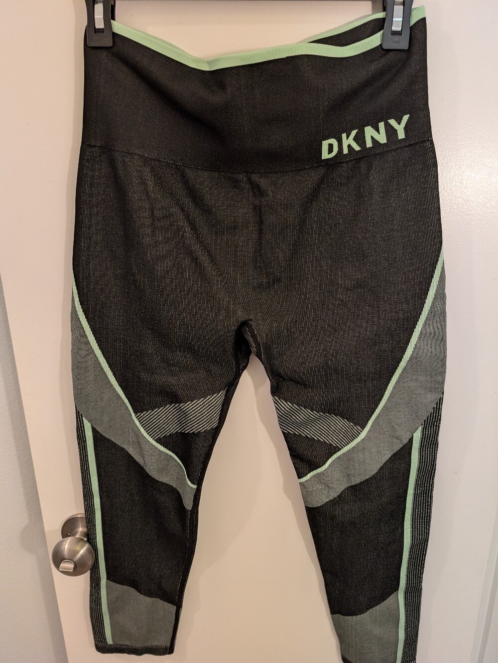 DKNY Black Leggings with Mint Trim - Womens Athletic Bottoms Size L